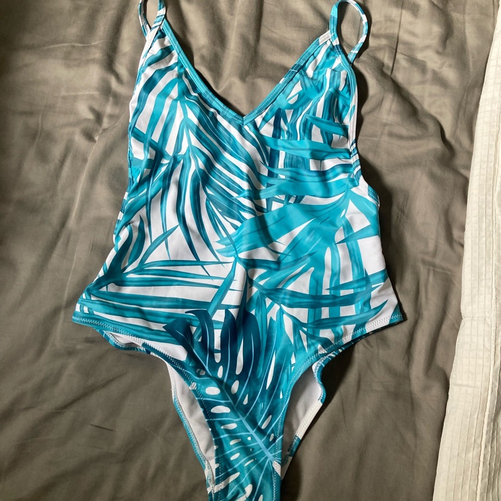 Cupshe one piece